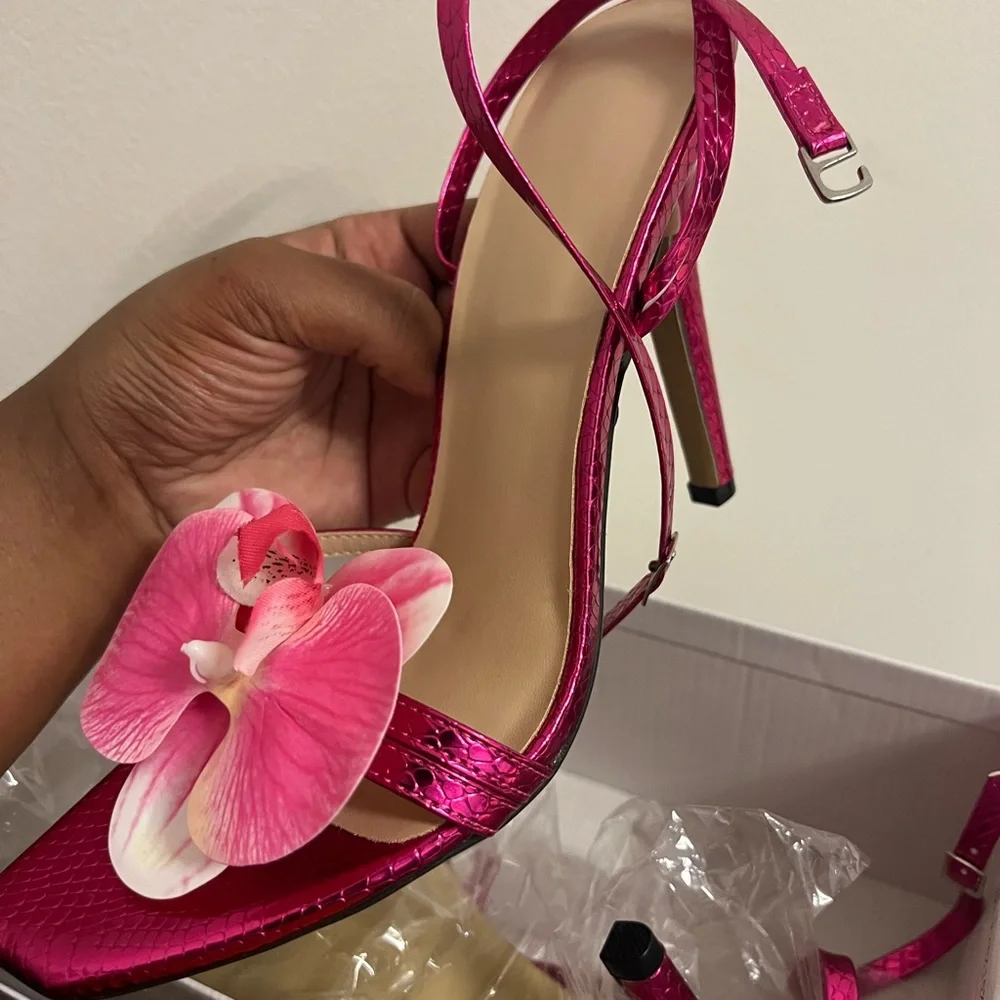 Women's Pink Strappy Sandals with Floral Accent